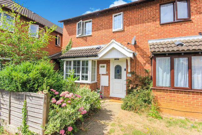 Thumbnail Terraced house for sale in Senwick Drive, Wellingborough