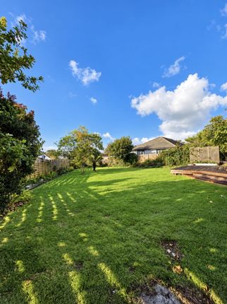 Portheast Way, St. Austell photo 3