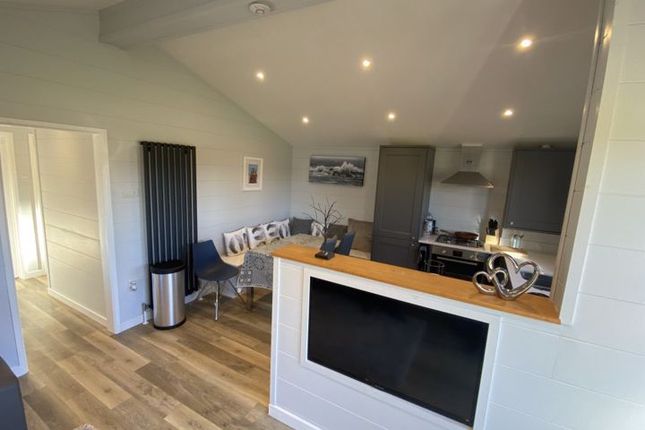 Mobile/park home for sale in Pinewood Retreat, Sidmouth Road, Lyme Regis