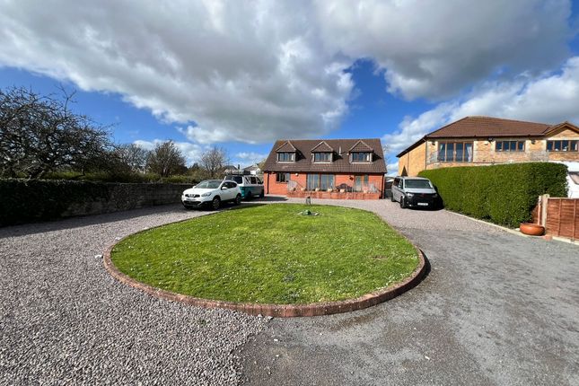 Detached house for sale in South View, Rhoose