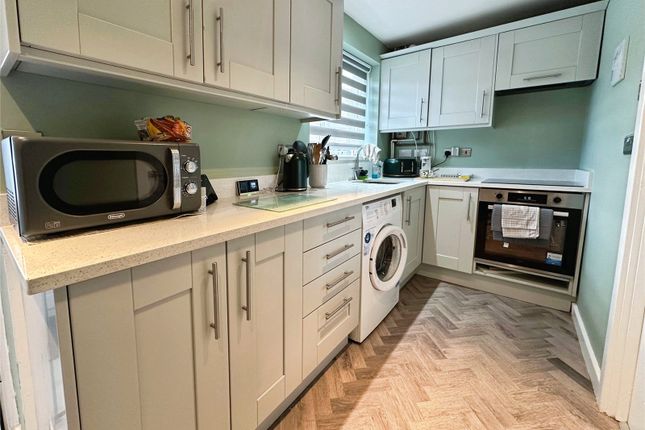 87, Marsom Grove, Bedfordshire photo 4