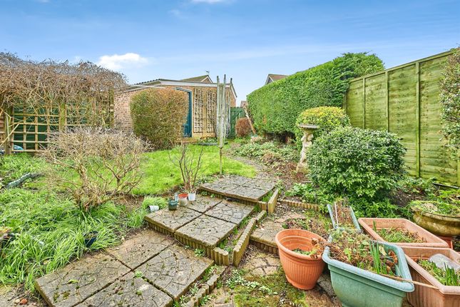 24, Wheatsheaf Way, Cambridge photo 4