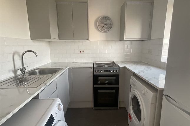 Woodstock Road Strood, Rochester photo 3