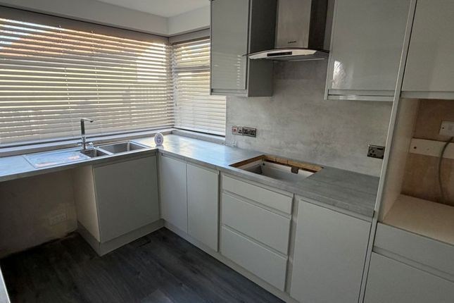 47, Upland Road, Leeds photo 3