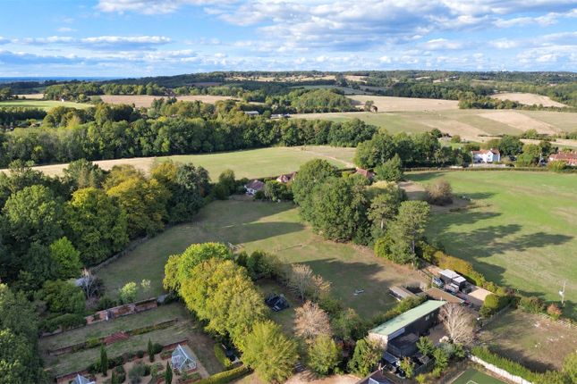 Ridgeway Lodge,, Runwick, Farnham photo 3