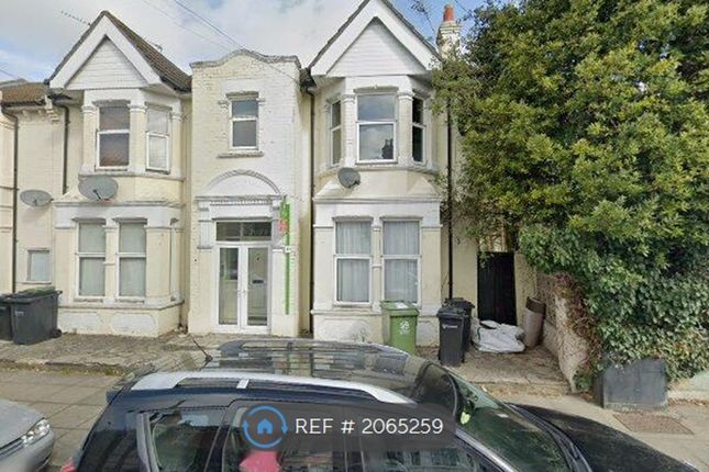 Thumbnail Flat to rent in Hewett Road, Portsmouth