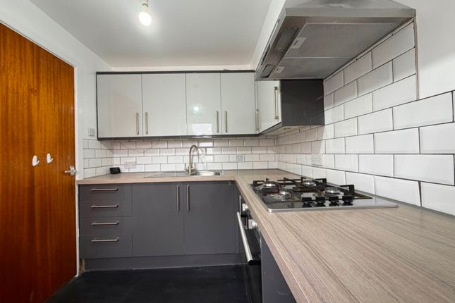 35a East Park Road, Blackburn photo 4