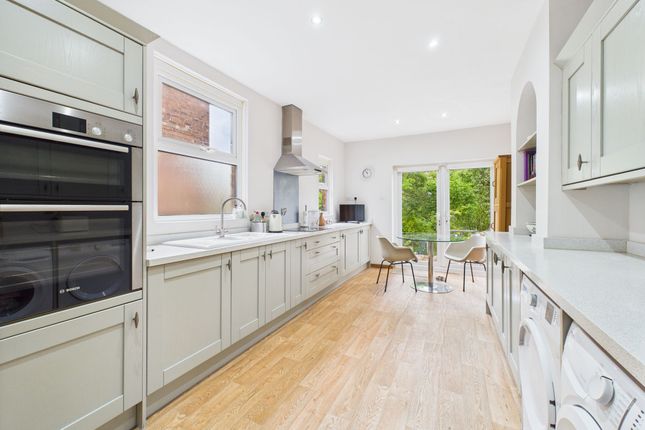 4 Ebers Grove, Nottingham photo 4