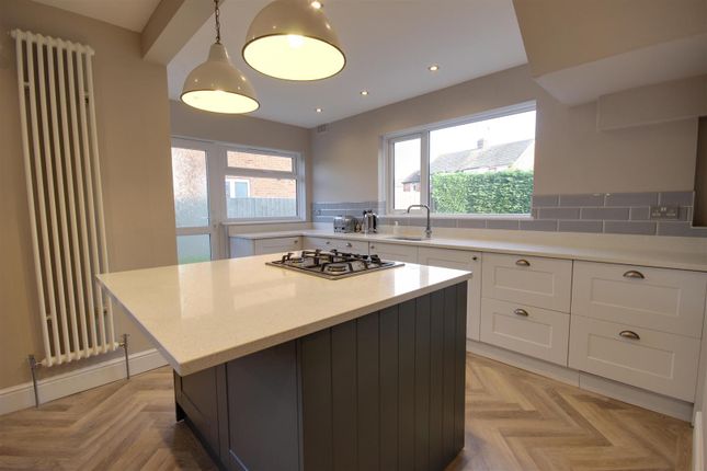 2, Molescroft Drive, Beverley photo 4