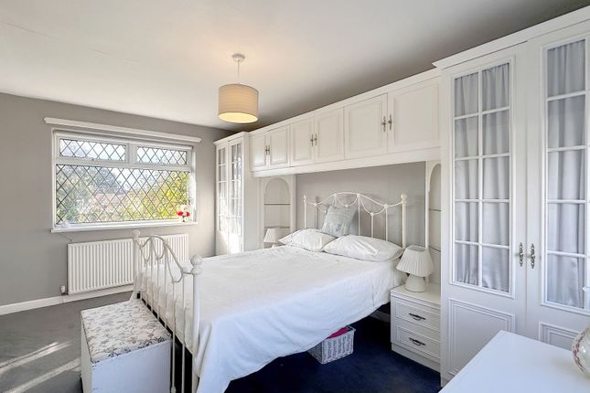 5 Merton Road, Stockport photo 3