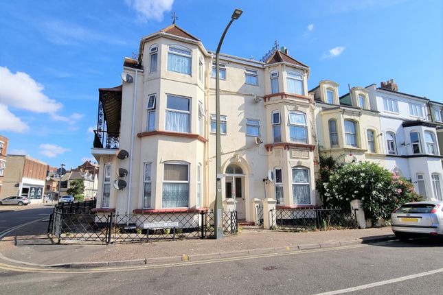 Flat to rent in Pallister Road, Clacton-On-Sea