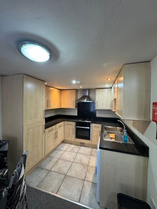 Flat 3, 45 , Whalley Road, Manchester photo 2