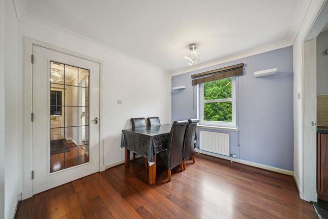 26 Cherrybank Gardens, Glasgow photo 4