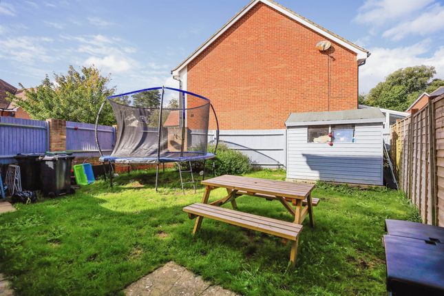 Town house for sale in Buckle Gardens, Hellingly, Hailsham