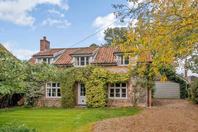 The Street Bessingham Norwich Nr11 4 Bedroom Property For Sale