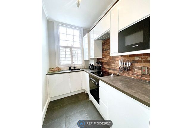 B Epple Road, Parsons Green Fulham, London photo 3