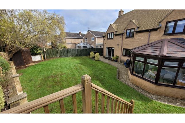 Detached house for sale in Millwood Vale, Witney