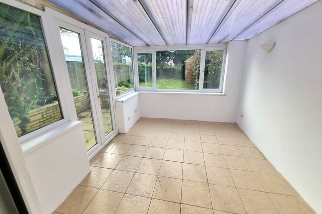 9, Roskear Parc, North Roskear Village, Camborne TR14, Camborne photo 5