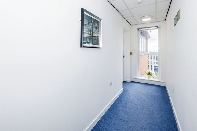 Flat for sale in Grays Place, Slough