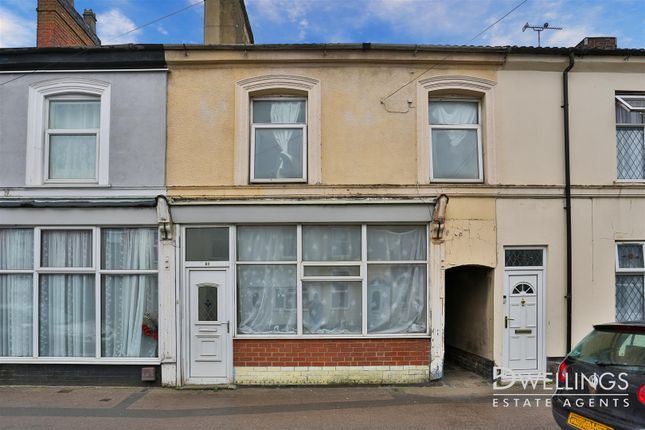 Thumbnail Terraced house for sale in Uxbridge Street, Burton-On-Trent