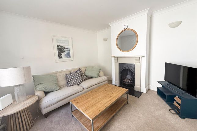 24, St Gluvias Street, Penryn photo 2