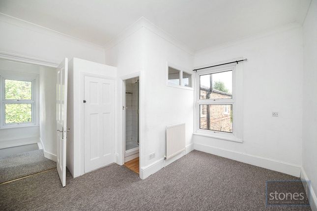 84A,, Western Road, Romford photo 3