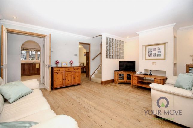 15A,, Ellingham Road, Hertfordshire photo 3