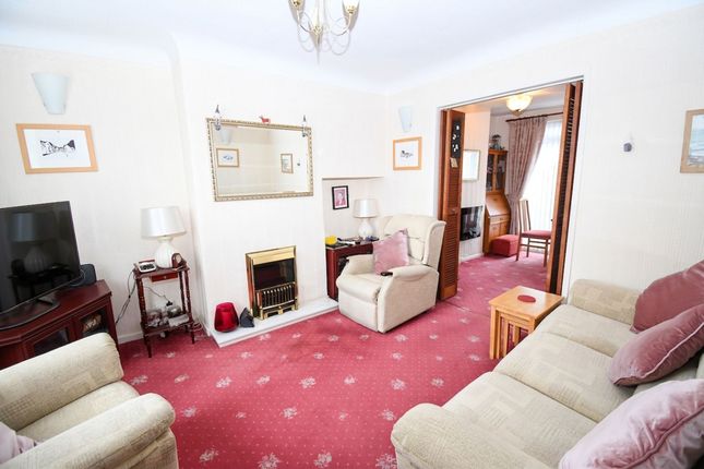 10 Bromsgrove Avenue, Manchester photo 2