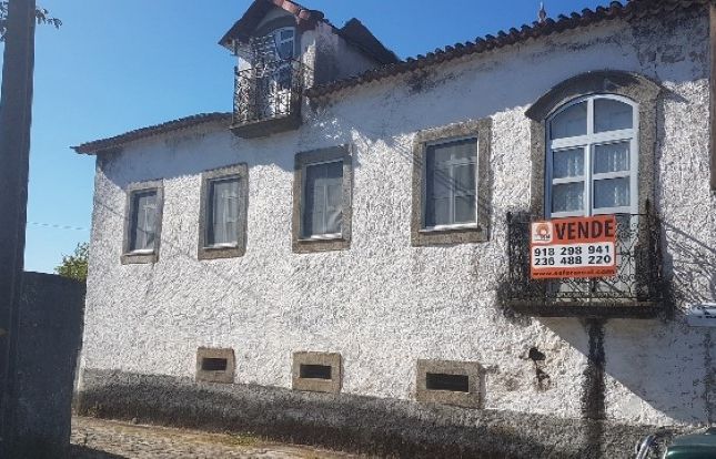 Detached house for sale in Troviscais Fundeiros, Pedrógão Grande (Parish), Pedrógão Grande, Leiria, Central Portugal