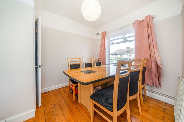 58A, Beechmount Avenue, London photo 4