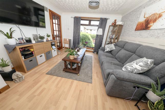 44, Marmion Drive, Glenrothes photo 3
