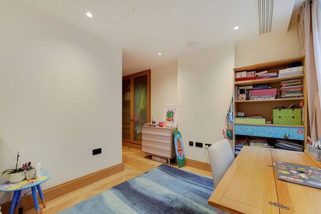 Flat for sale in John Islip Street, Westminster, London