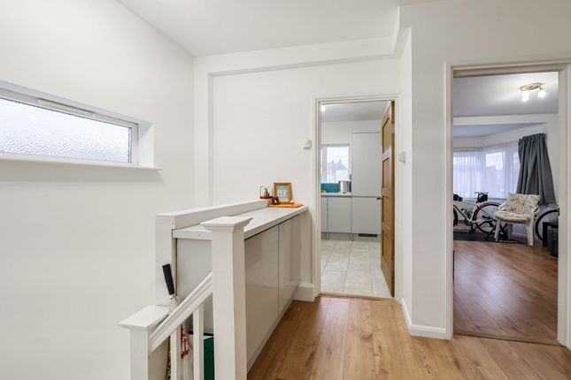 Flat for sale in Vancouver Road, Edgware, Middlesex