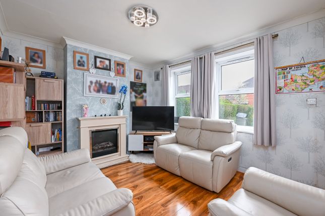 21, Lucas Avenue, York photo 2