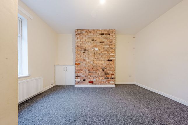 82, Loch Street, Orrell photo 2