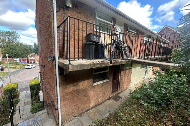 1-bed flat on 18, Valleyside, Swindon, £50,000