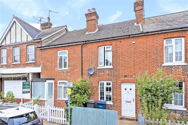 Thumbnail Terraced house to rent in Summers Road, Godalming