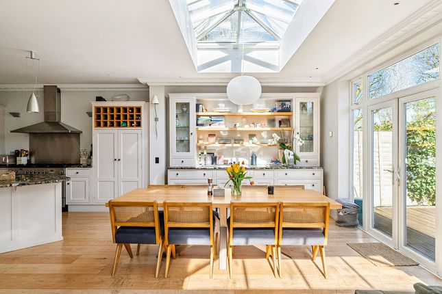 12, Belgrave Road, London photo 2