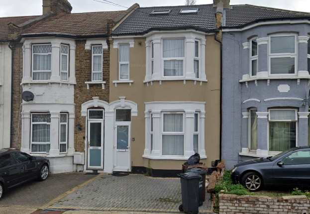 Shared accommodation to rent in Park Avenue, Barking