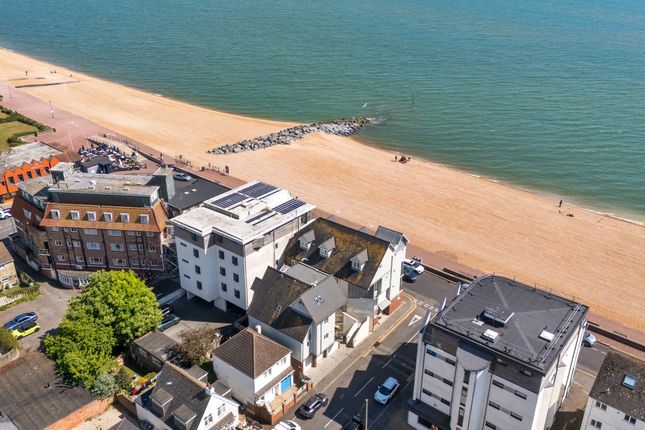 4, Four Winds Court West Parade, Hythe photo 2