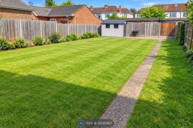 Lulworth Close, Harrow, Harrow photo 5