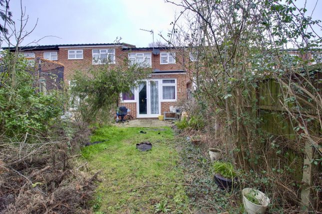 10, Tansey Close, Romford photo 4