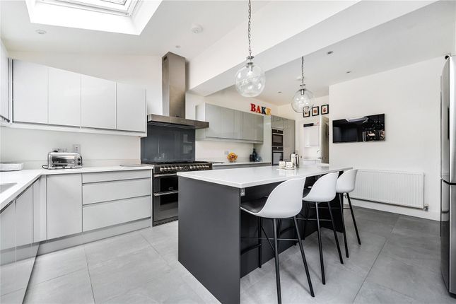 19, Hart Walk, Bicester photo 5
