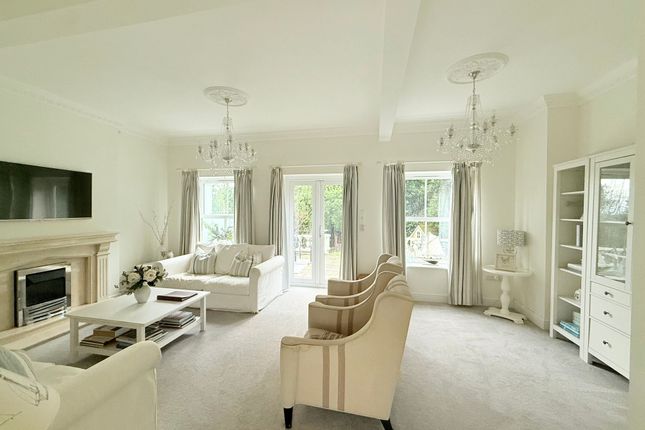 1 Ansteys Mews, Torquay photo 3