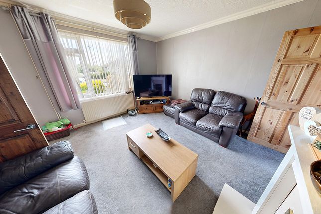 54, Sharmon Crescent, Leicester photo 4