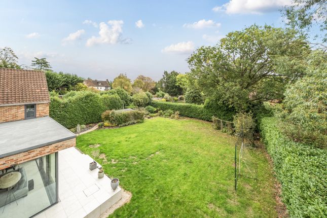 22, Mill Lane photo 4