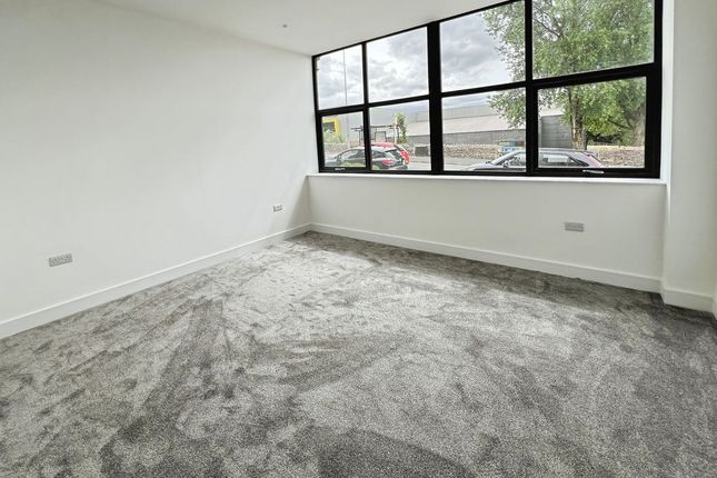 Flat 4, 123 Bridge Apartments, Church Street, Bolton photo 3
