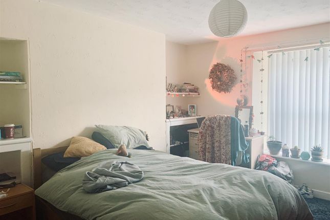 22 Waterloo 3 - 7 Of 10.Jpeg