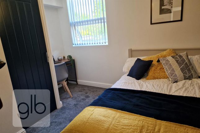 Room 2, 17, Mowbray Street, Coventry photo 2