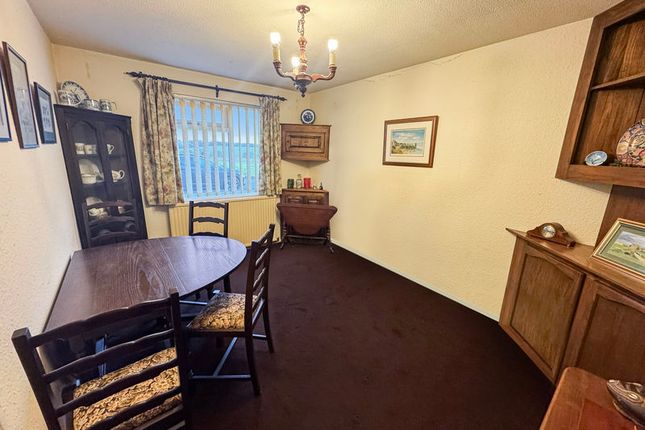 35, Cedar Road, Ayr photo 4